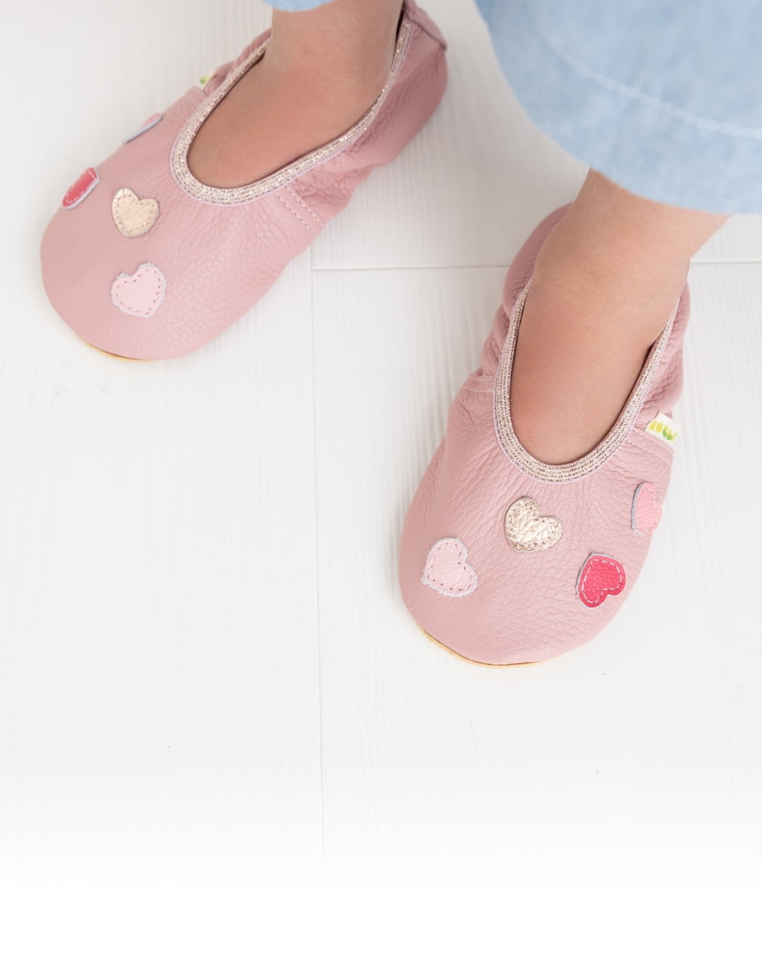 Rolly usnjeni solski barefoot bosonogi copati hearts 3